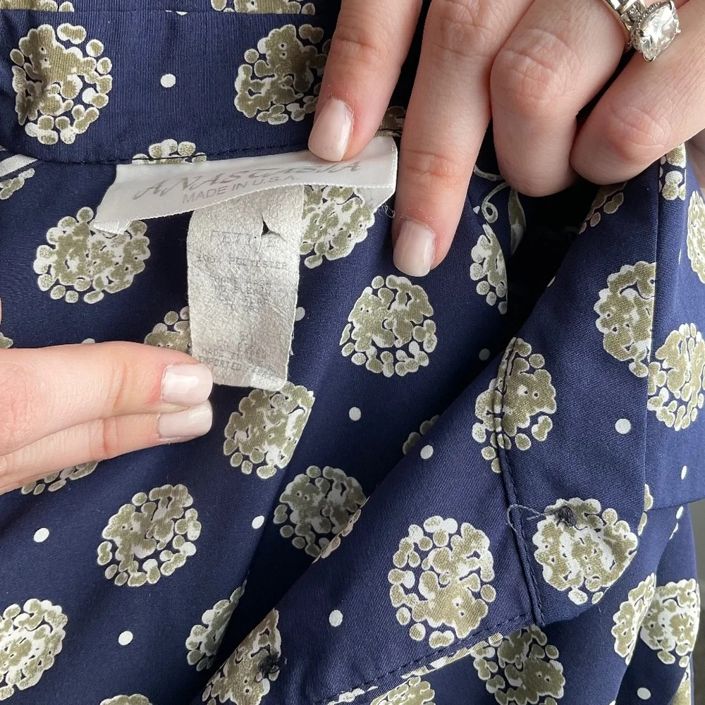 Vintage Dress with Pockets - Picture 5 of 5